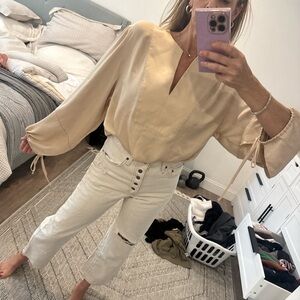 Fancy blouse top w silky sexy cinch tie sleeves and Versatile styling size small